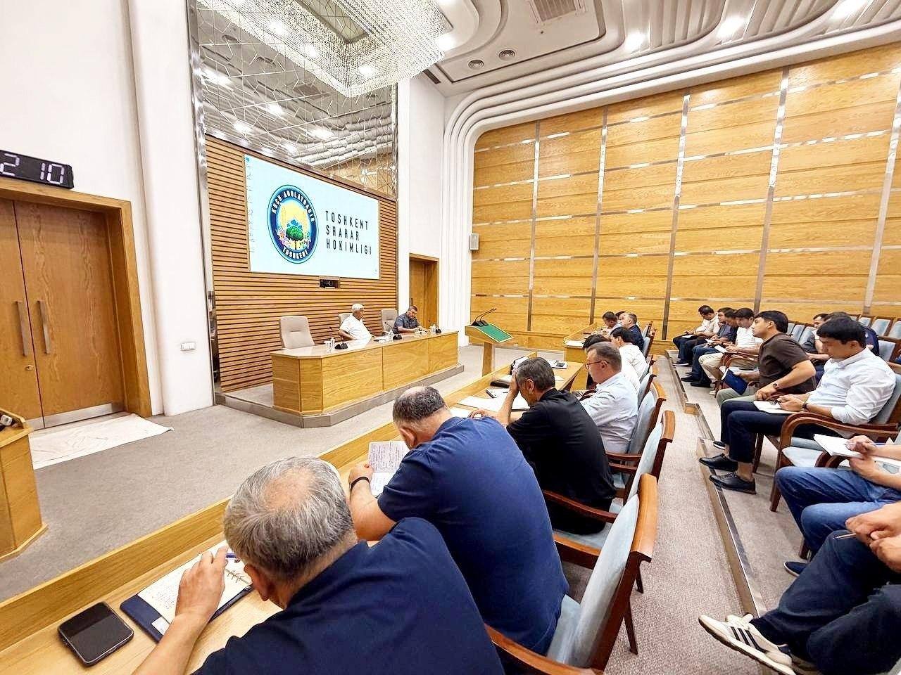 Обсуждены вопросы обеспечения стабильной работы коммунальных служб в дни праздника Курбан хайит и выходные дни